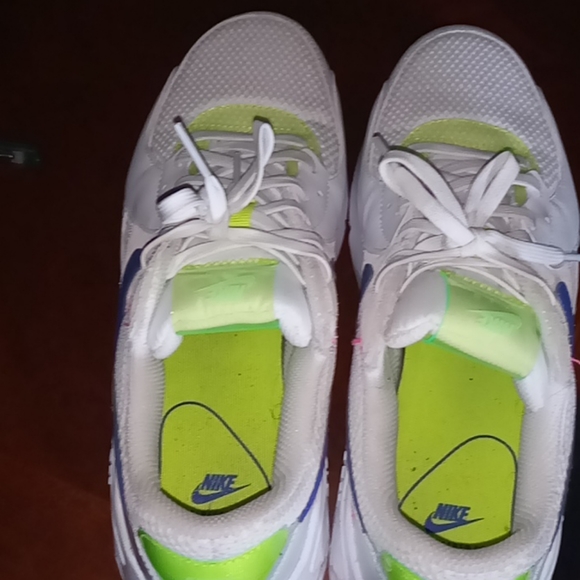 Nike Air Max - Picture 3 of 4